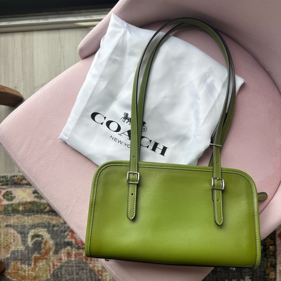 Coach Swing Zip Dark Lime - Picture 7 of 10